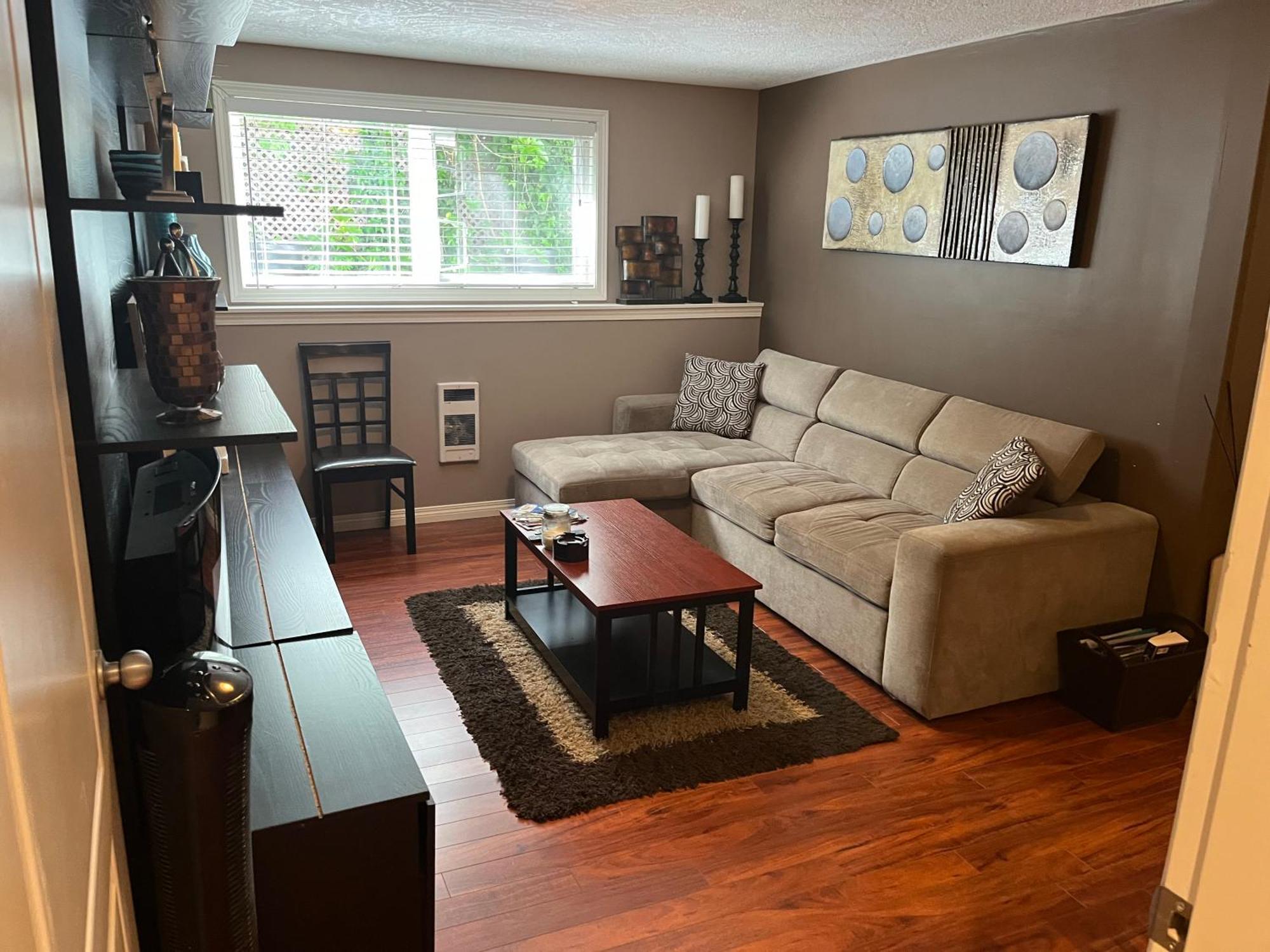 Cozy And Modern 3 Bedroom In Central Location! Victoria Exterior foto